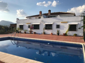 Complejo turístico con piscina